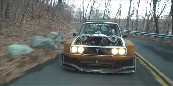 Twin Turbo 1,000 HP Hilux