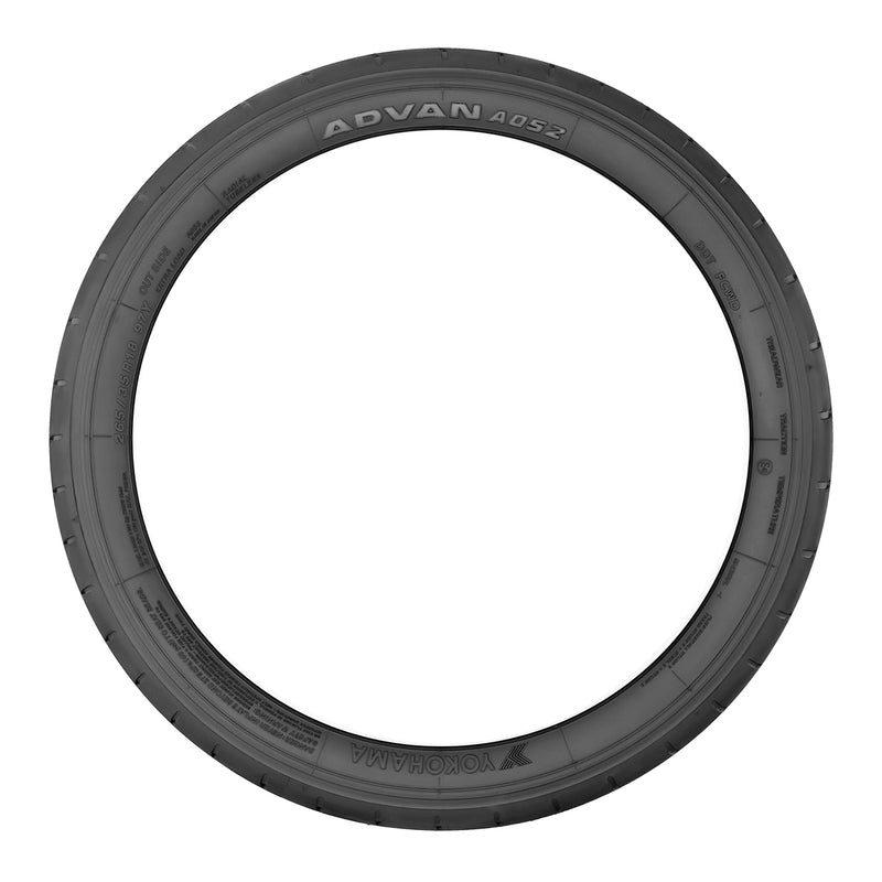Yokohama ADVAN A052 225/45 R16 93W