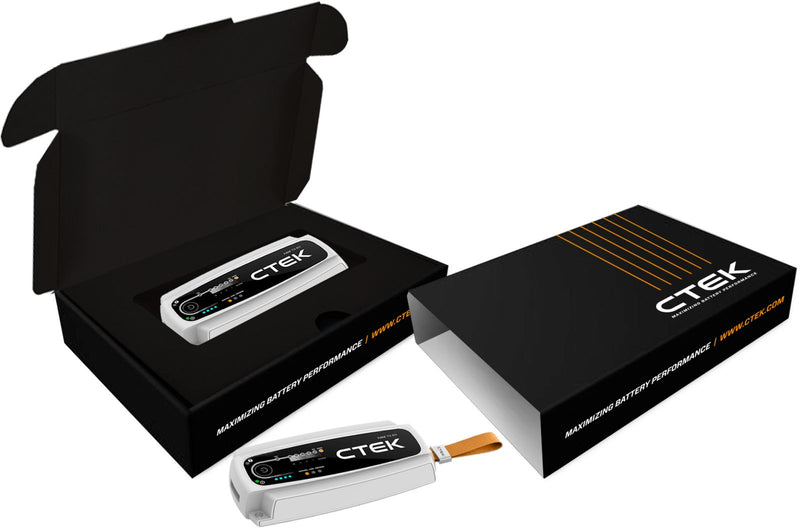 CTEK MXS 5.0 Battery Charger Value Pack with Power Bank