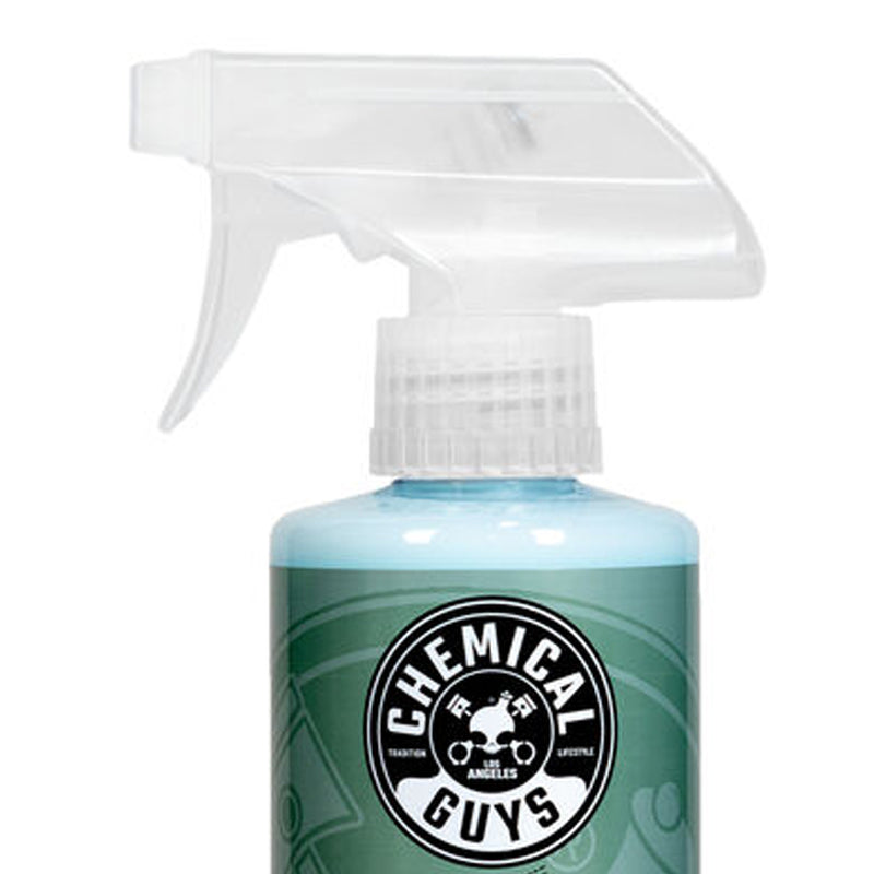 Chemical Guys Sprayable Leather Cleaner And Conditioner In One 16oz.